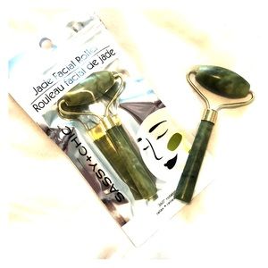 Jade facial roller